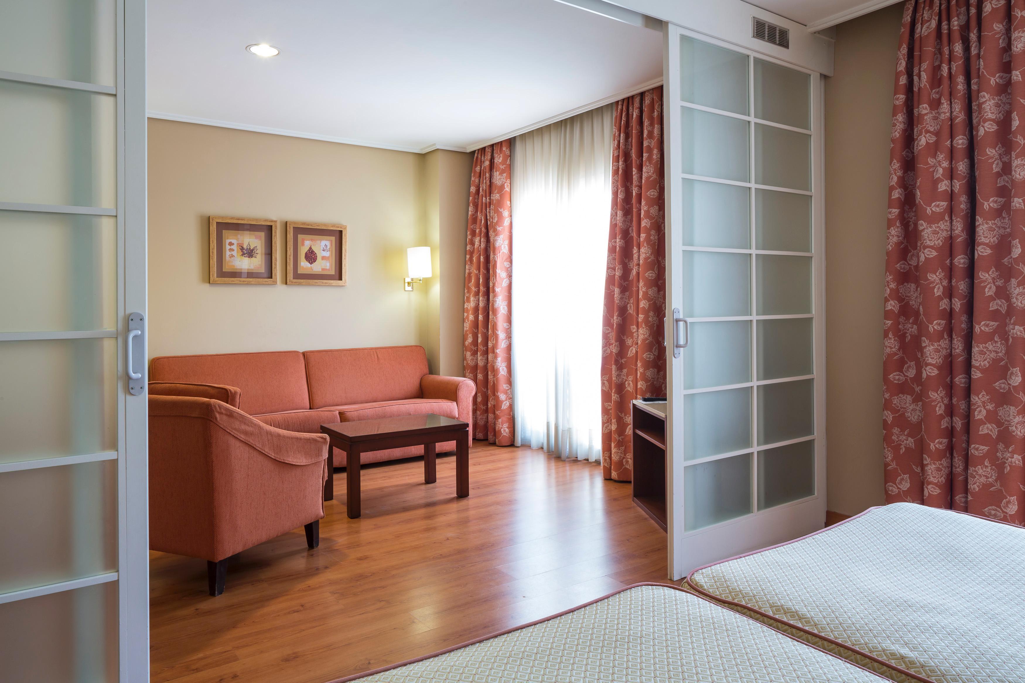סן חואן דה אזנלפארצ'ה Ilunion Alcora Sevilla מראה חיצוני תמונה Room at the hotel