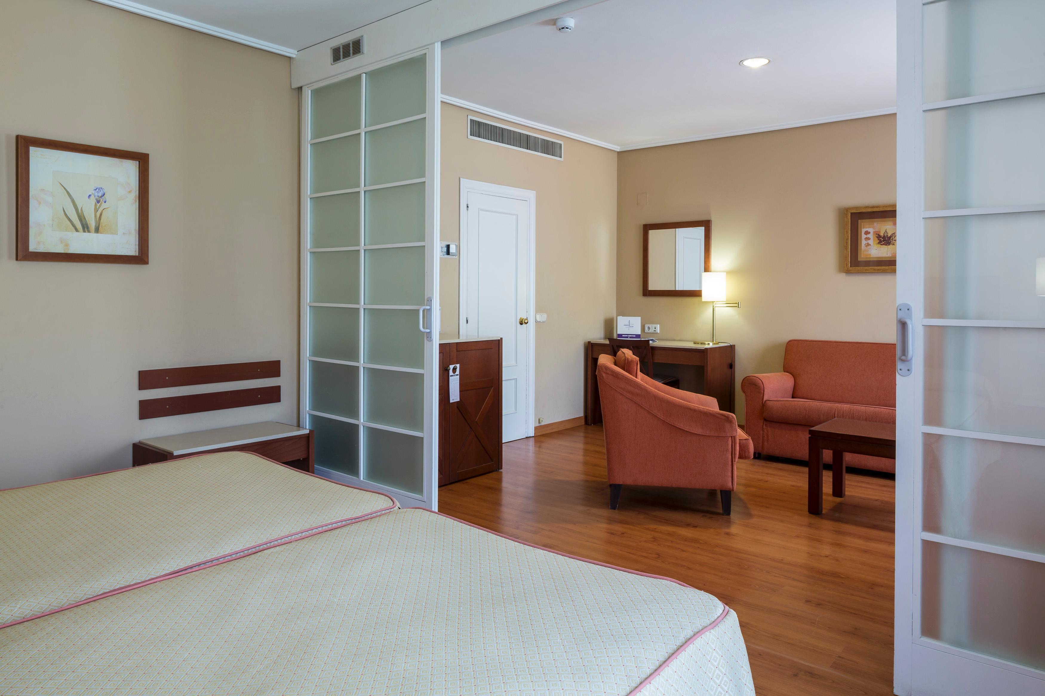 סן חואן דה אזנלפארצ'ה Ilunion Alcora Sevilla מראה חיצוני תמונה Room at the hotel